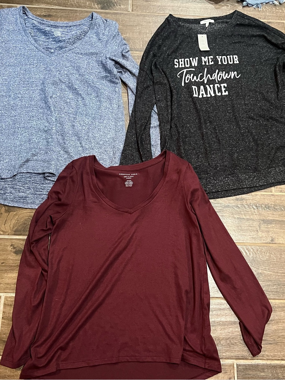 Women’s V-Neck Long Sleeve Sweater Shirt Bundle. American Eagle/Maurices